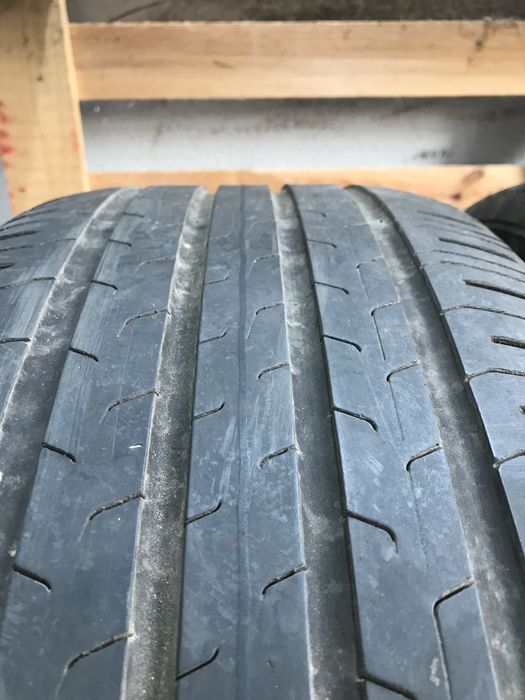 Set anvelope de vara 235 55 18 Continental