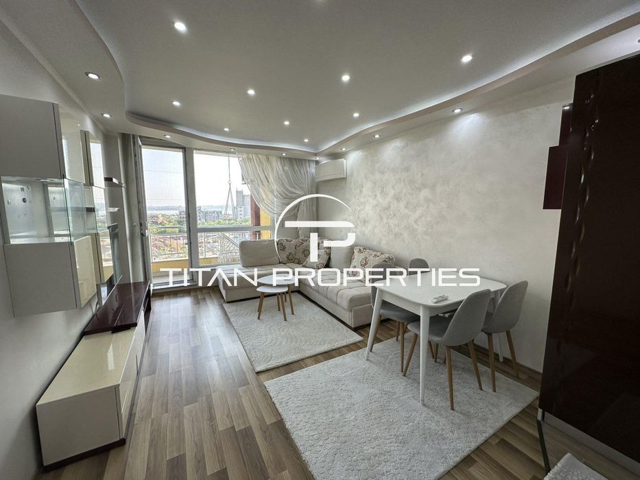 Тристаен, под наем, ж.к Славейков с включен гараж