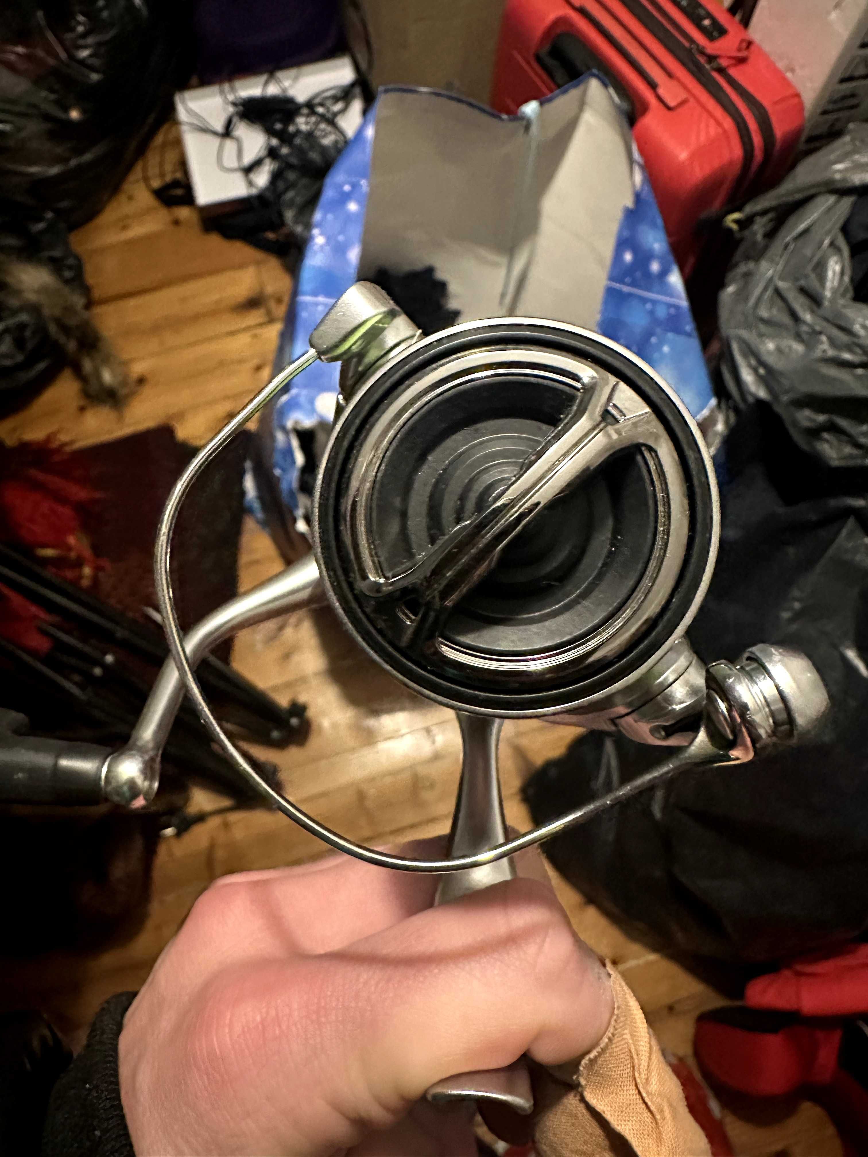 Shimano Stradic FL 3000 с навито влакно