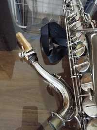 Vând saxofon vercland