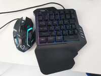 Vand Tastatura si  Mouse gaming