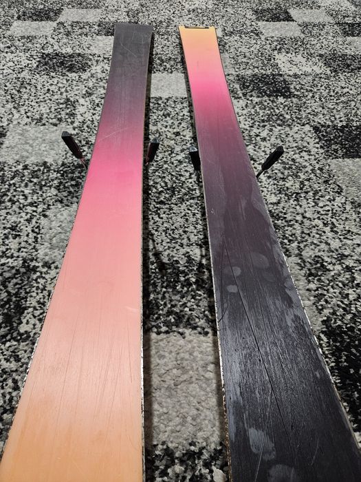 Schiuri ski freestyle freeridr Salomon 151cm