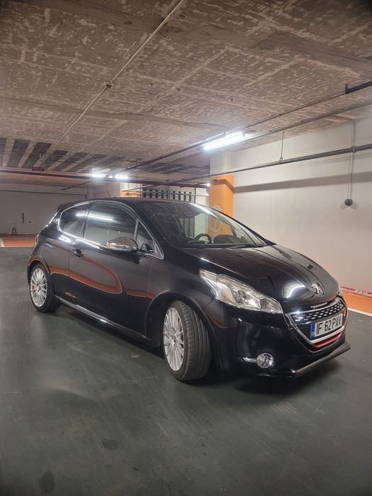 Peugeot 208 GTI - 1.6 THP 200