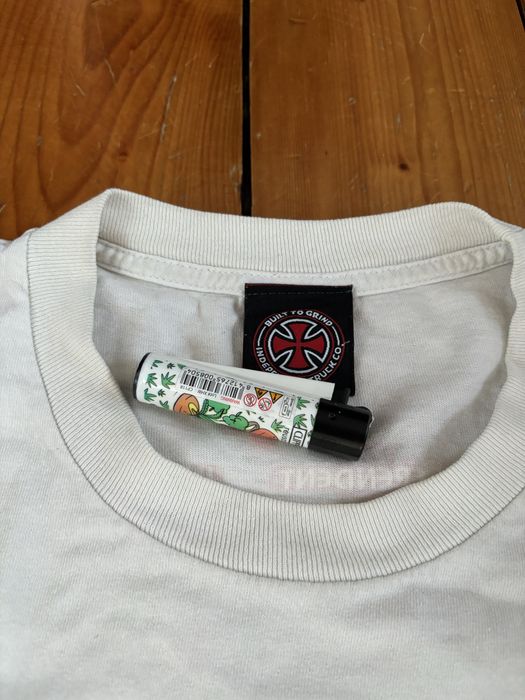 Tricou Vintage Independent x BAKER