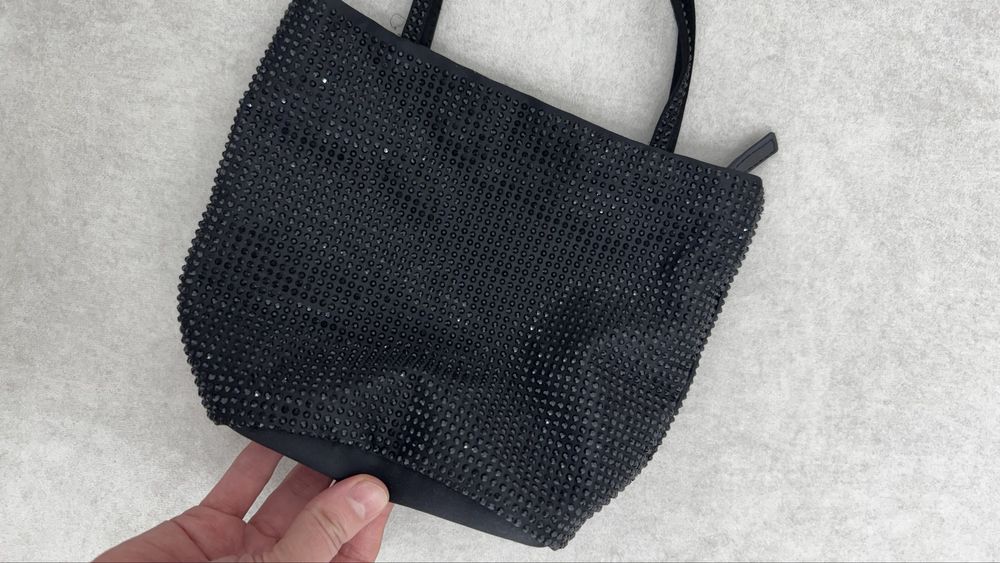 Клатч очень красивый манго