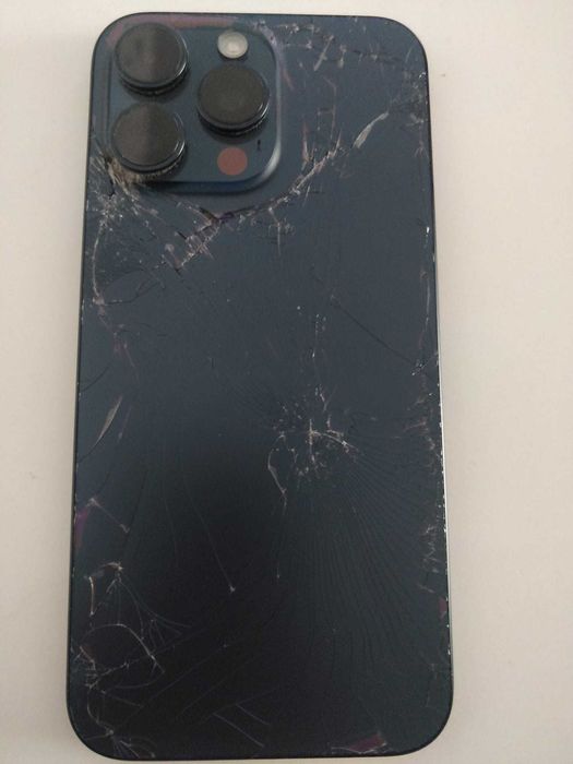 iPhone 15 Pro Max – 256GB – Perfect funcțional