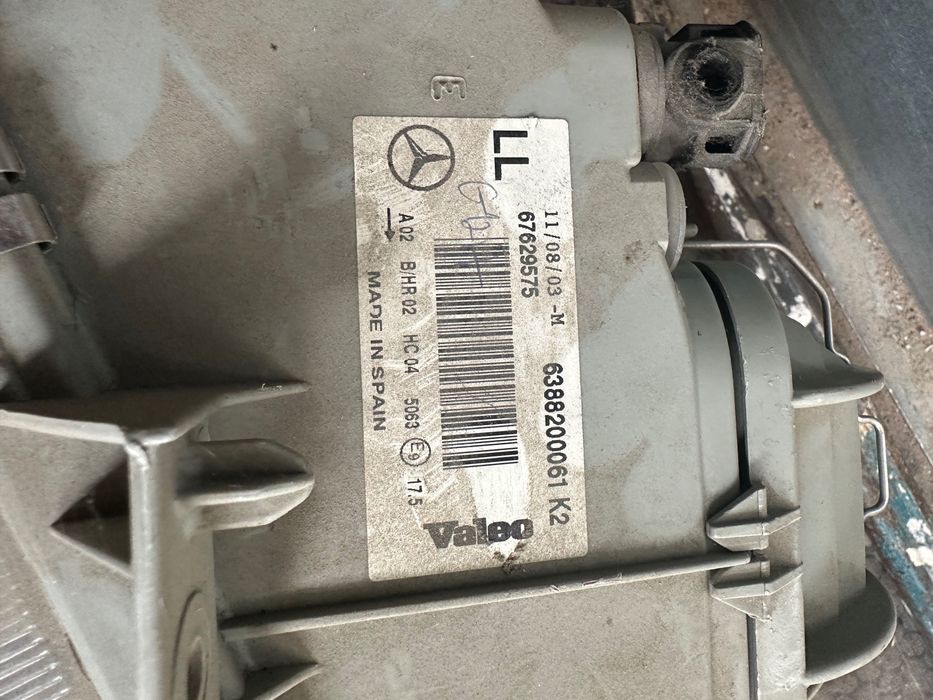 Фарове с мигачи за Мерцедес Вито