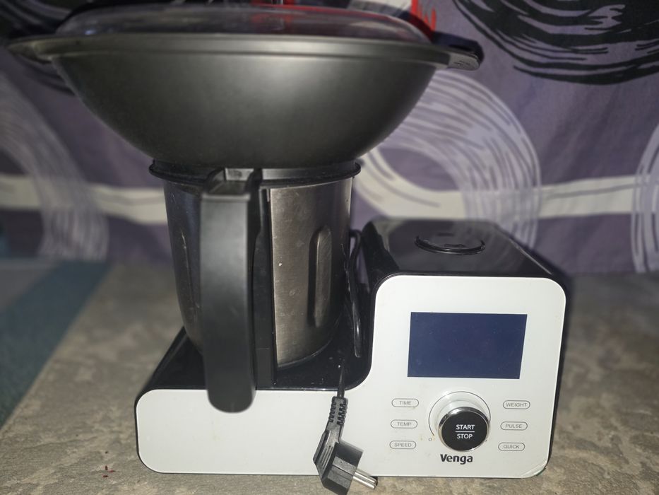 Robot multifunctional