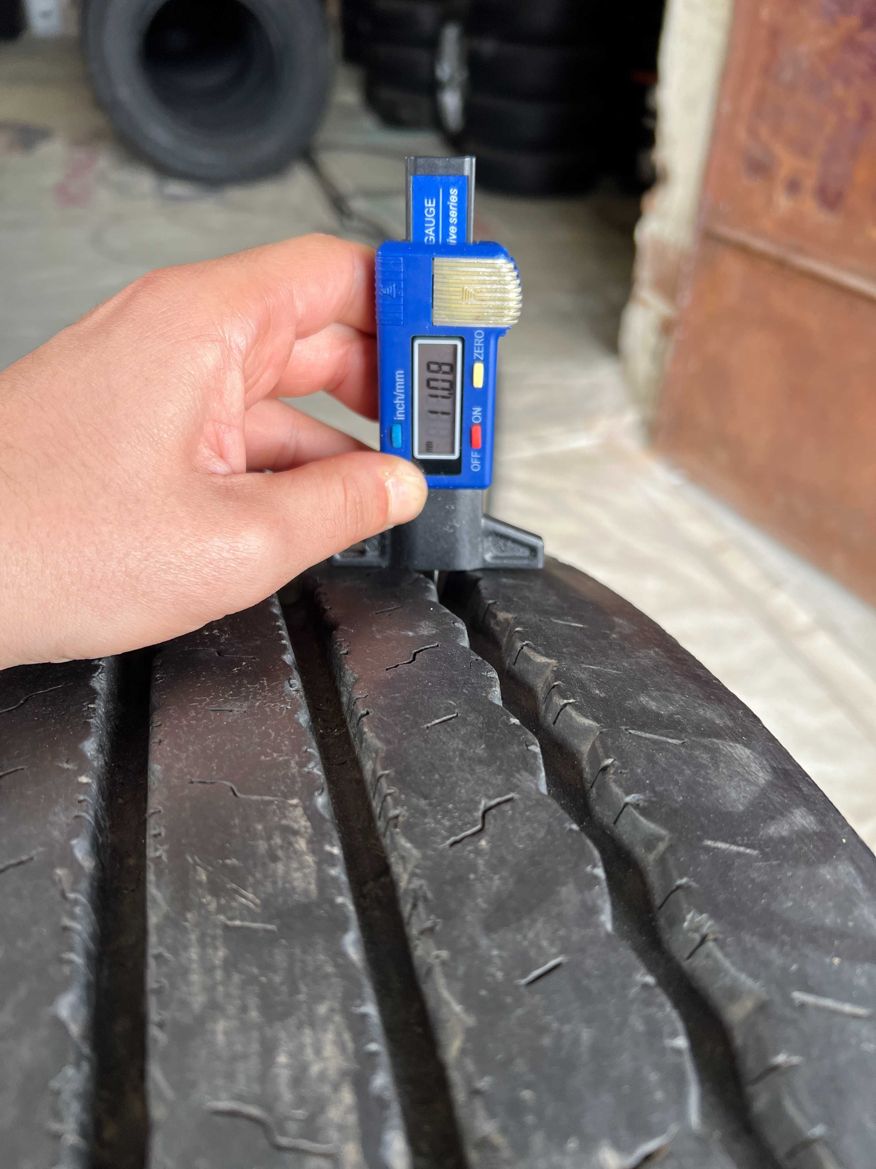 1 тежкотоварна гума 245/70R17.5 Pirelli FR85 Amaranto 136/134M
