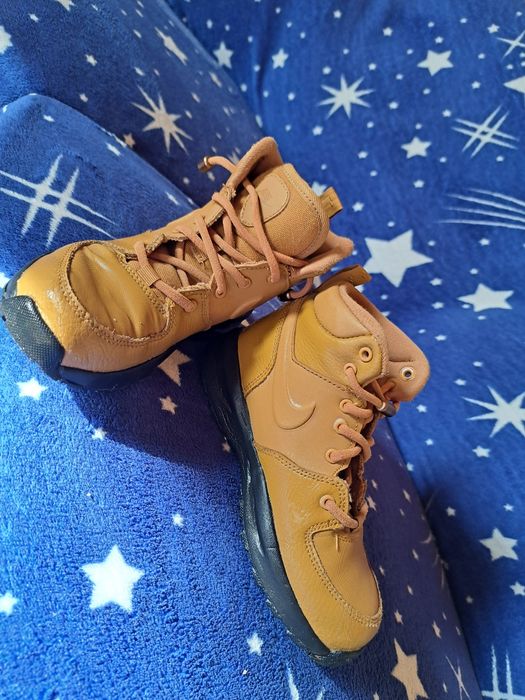 Ghete băiețel.  Impecabile