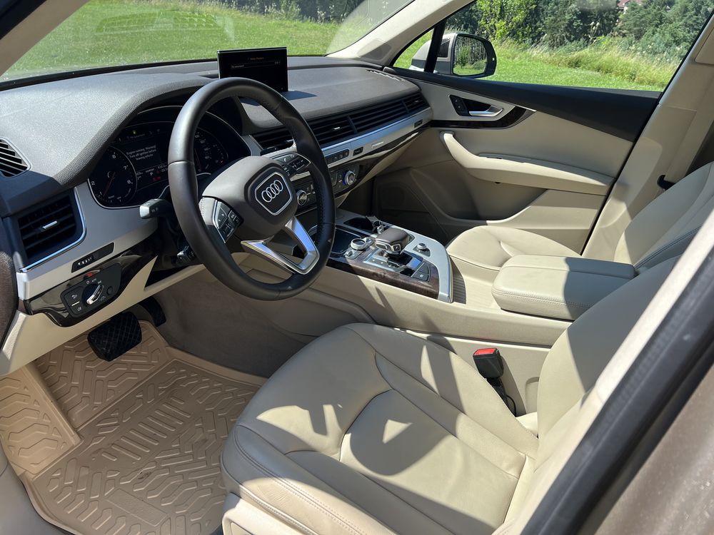 Audi Q7 2018 7locuri 2.0tfsi 252hp