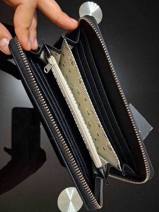 ЛОТ стилни дамски портфейли