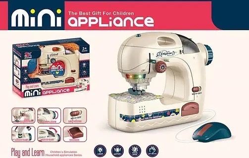 Продам игрушку швейную машинку