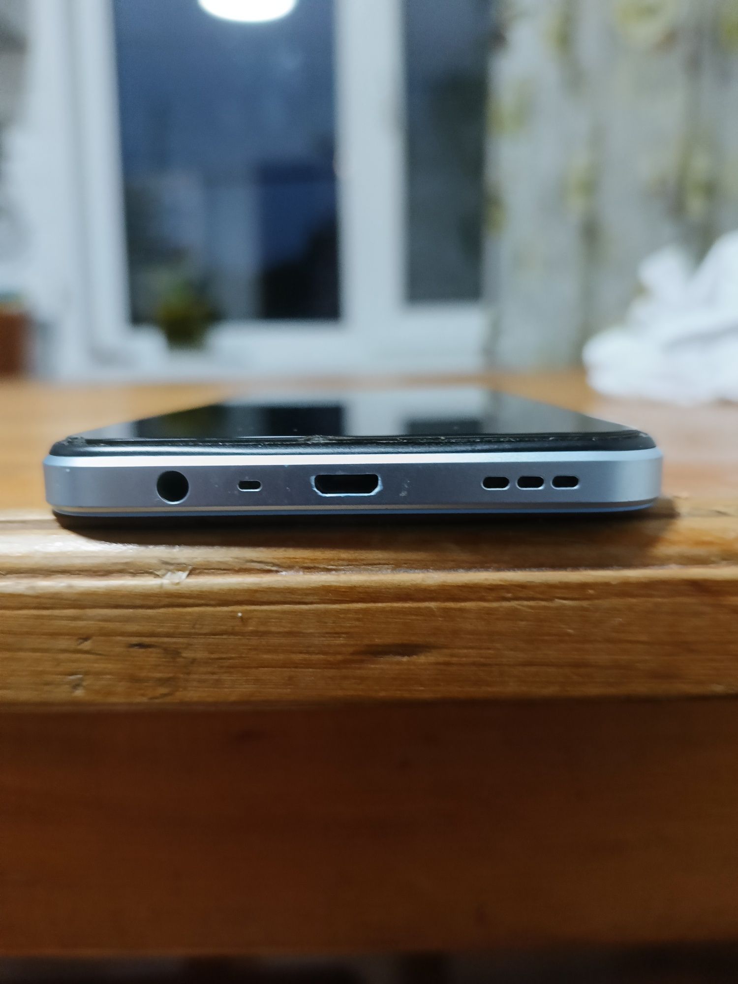 Продам Oppo A17 В отличном состояние