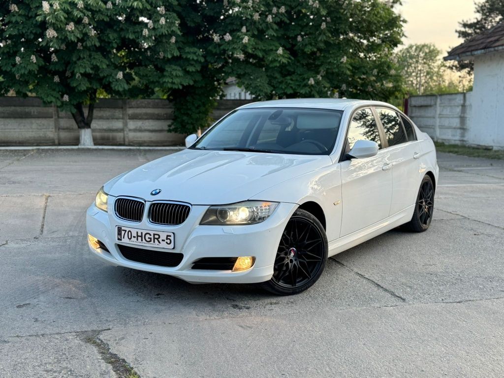 BMW E90 320d automat