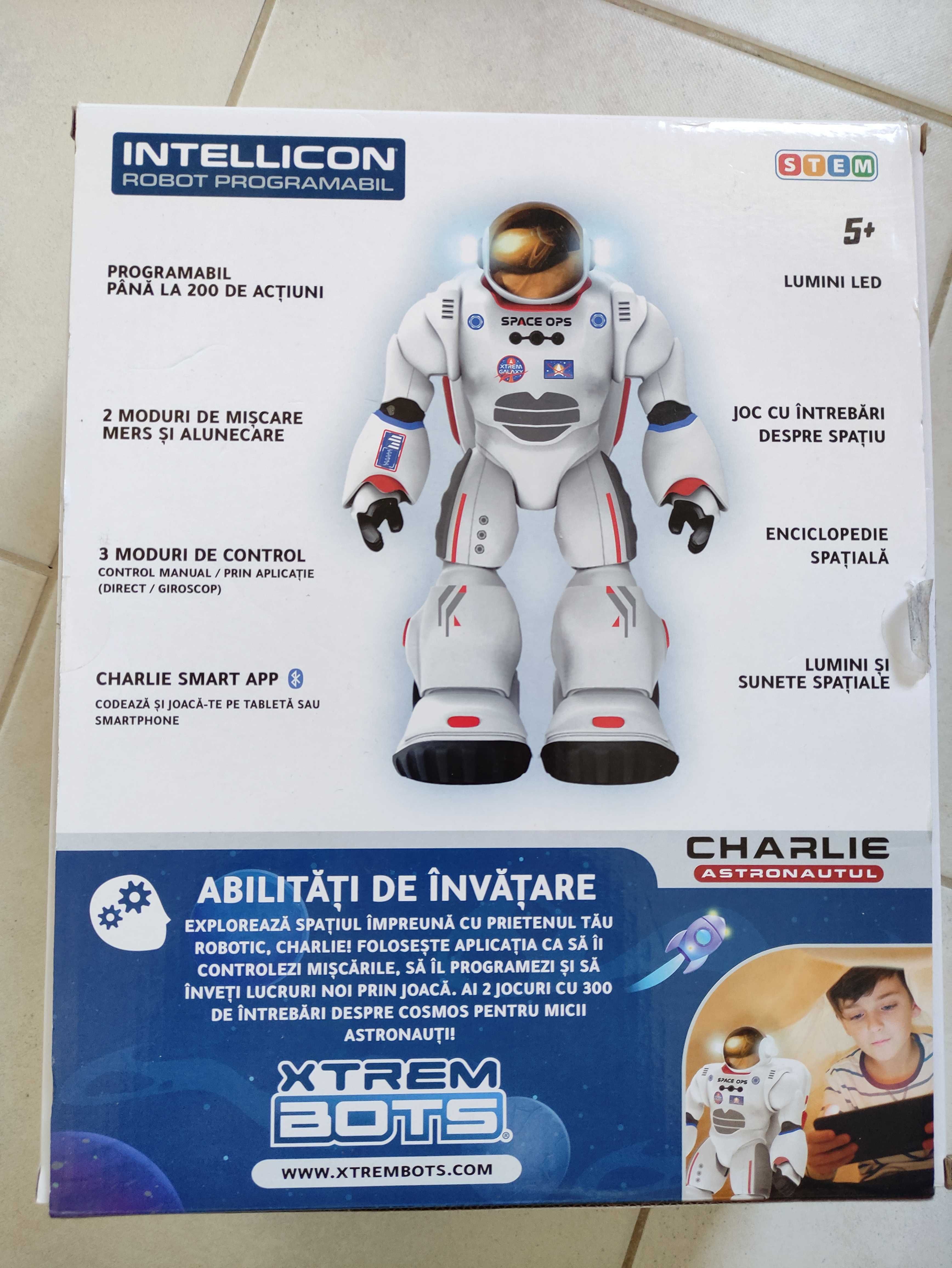 Robot interactiv charlie astronaut cu aplicatie pe telefon + jocuri