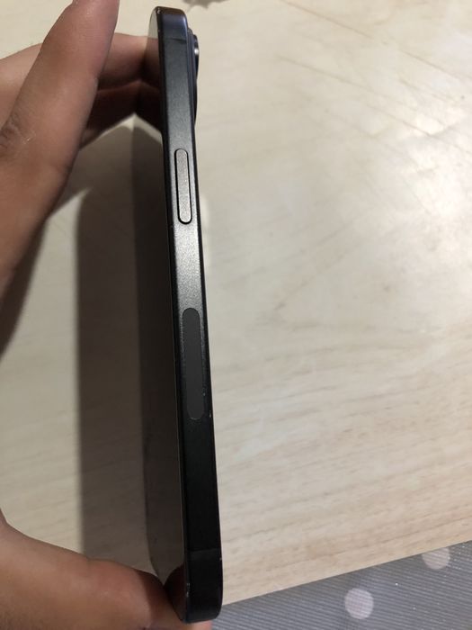 Iphone 15 E-Sim Bateria 100% Originala