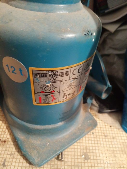 Crick hidraulic 12to.