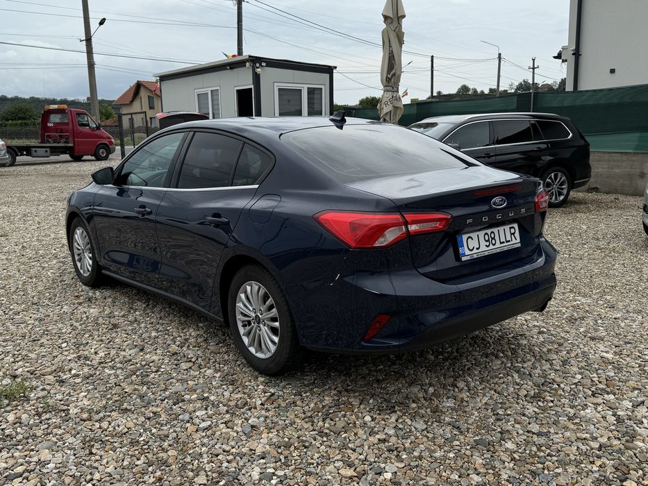 Ford Focus 2020 * 1.0 Benzina * LED * Navigatie * Camera