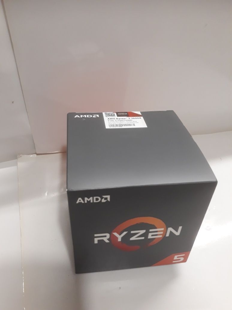 Продавам нови процесори AMD Ryzen 5 2600X 6физически/12логически ядра.