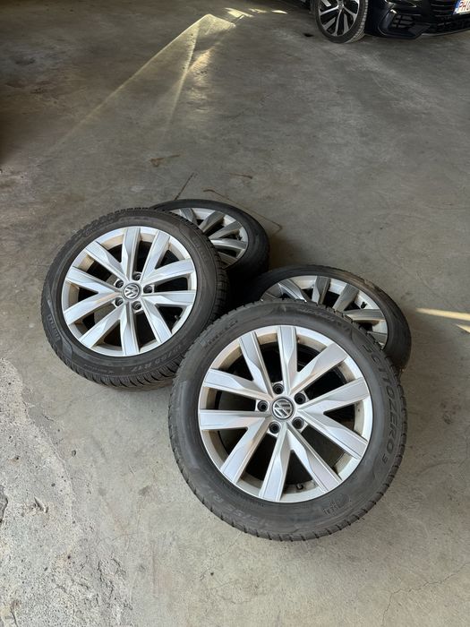Vand jante volkswagen 5x112 cu anvelope de iarna 215 55 17 dot 2022