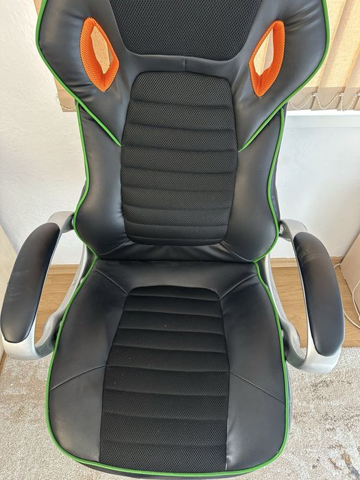 Геймърски стол черен