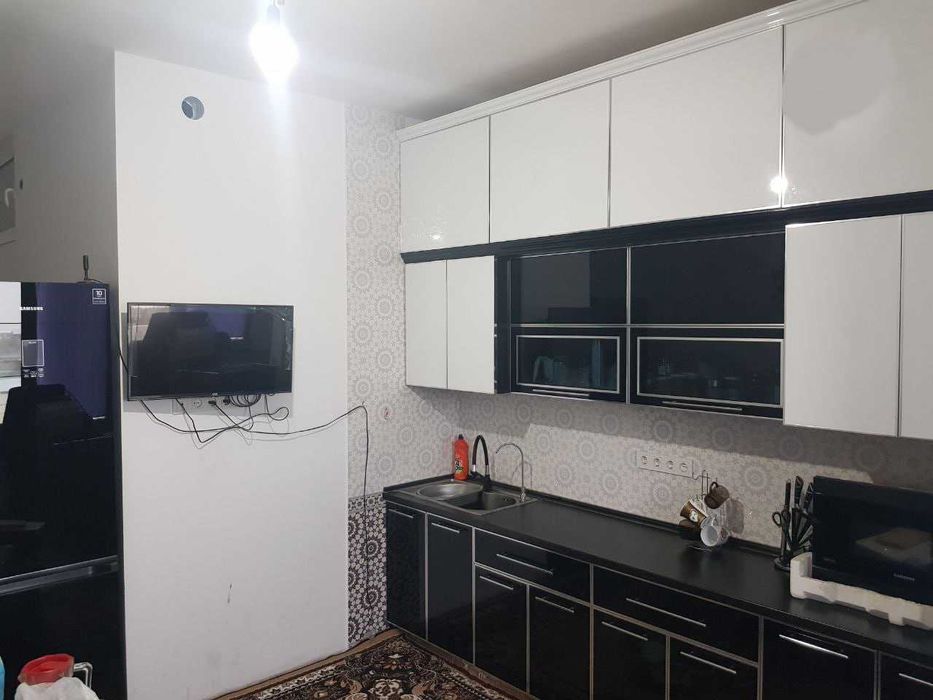 Продаётся 3х комн квартира на 2 этаже Ор-р Шарк кольцо