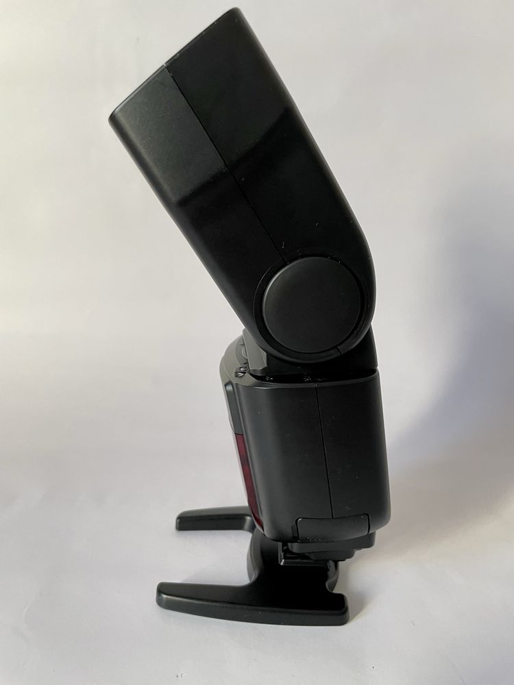 Nissin Di700A + nikon Air 1- nikon , canon