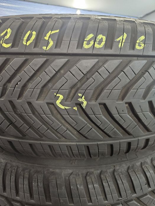 Гуми 205/60/16 Всесезонни