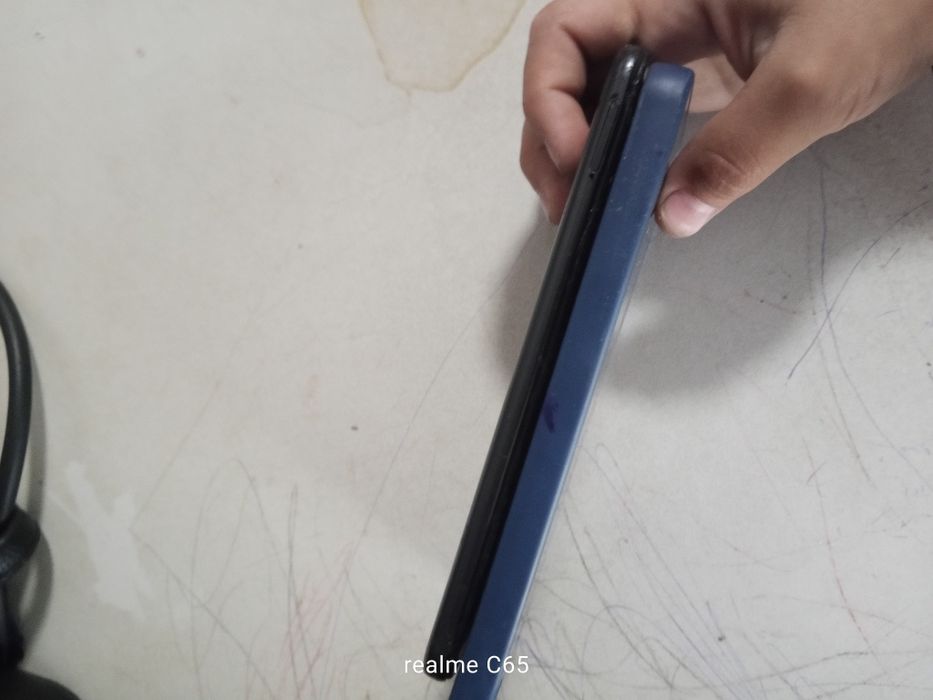 Реалми нот 50 и редми 10А