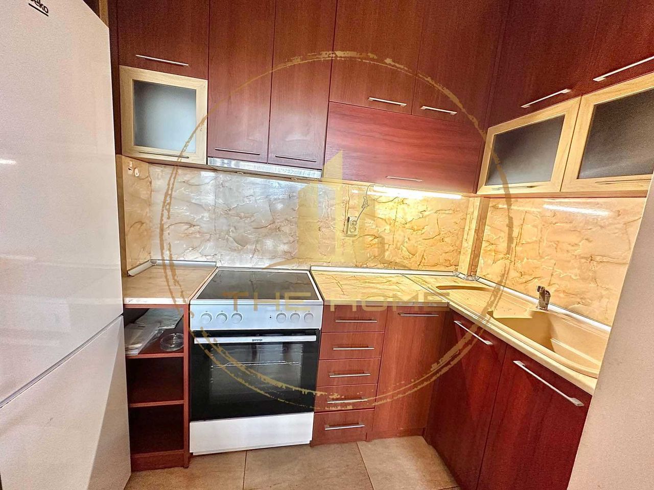 Дава се под наем Двустаен апартамент в Варна, Нептун - 55 кв.м за 375 € - Снимка #2