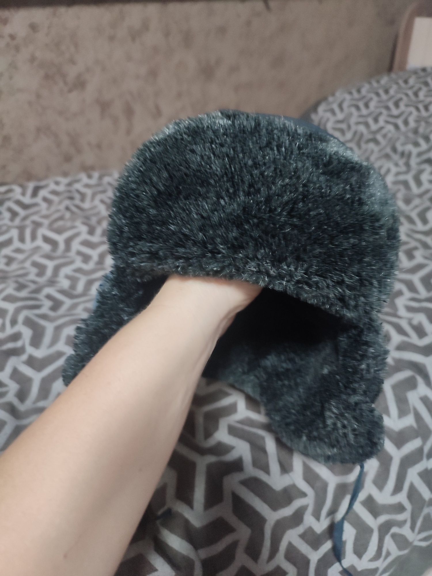 Продам шапку на мальчика