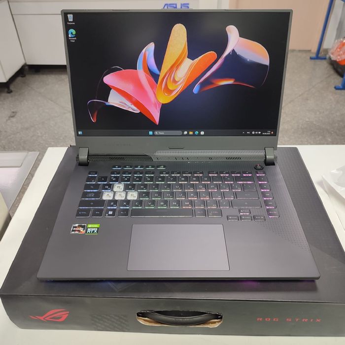 Продам Asus rog strix