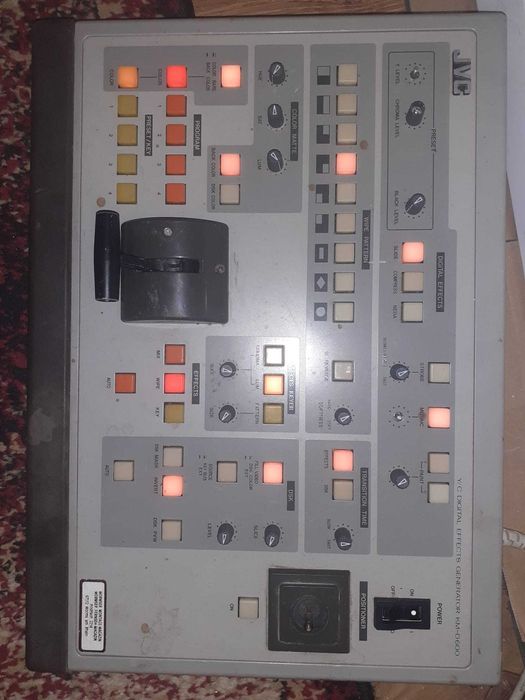 JVC Digital Effects Generator KM-D600