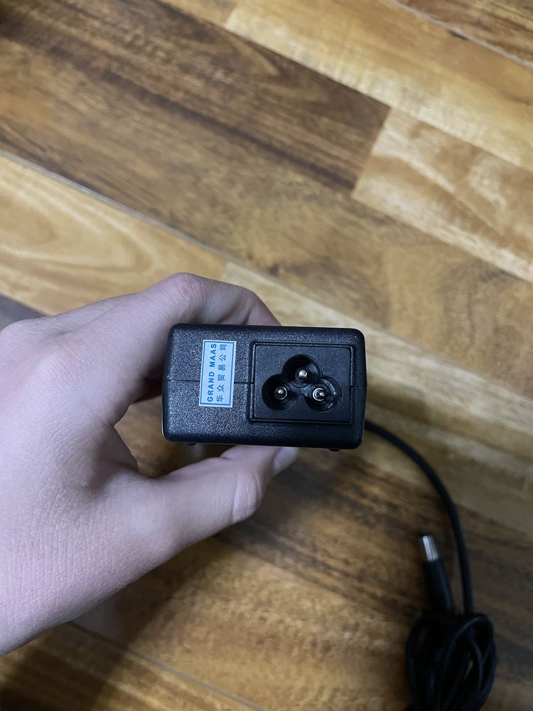 Ноутбук hp Pavilion dv4 Коричневого цвета