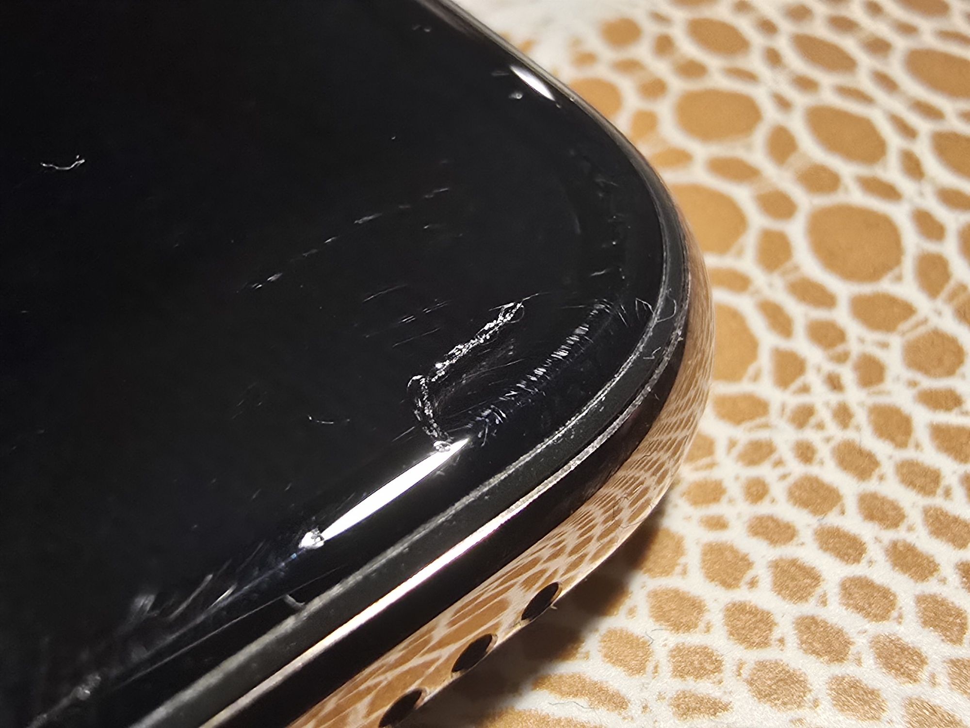 Iphone 11 pro с гаранция 1г.