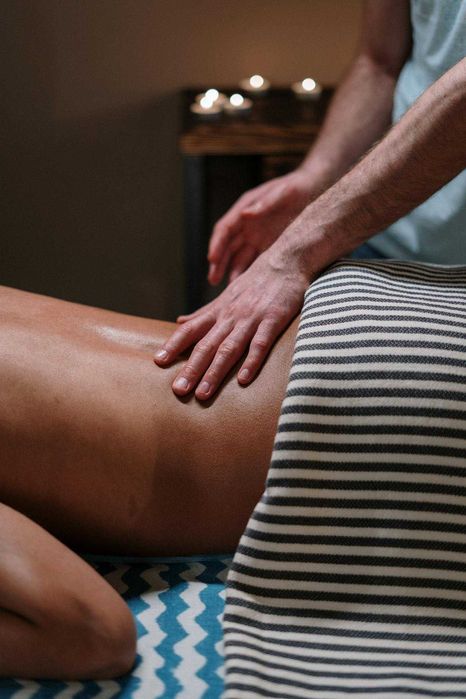Matur ofer masaj general si total de relaxare
