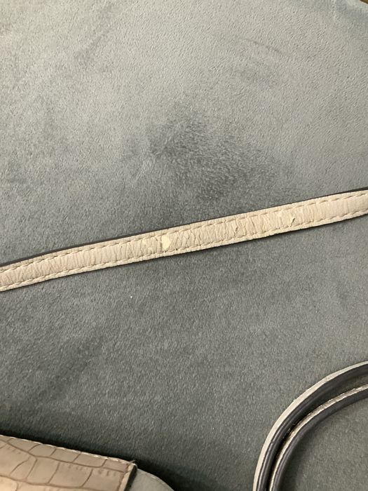 Розова чантичка Guess