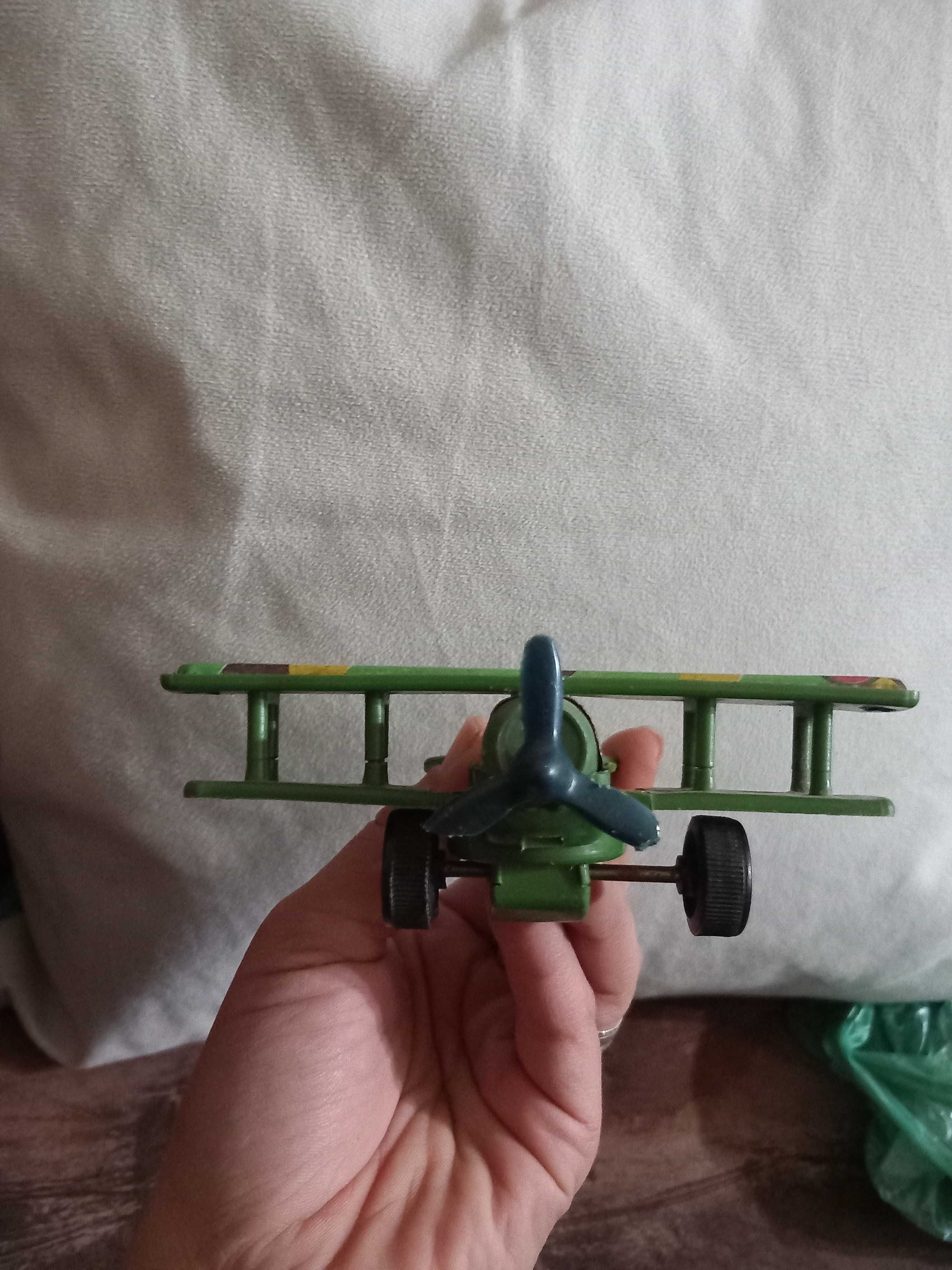 Винтич самолет играчка