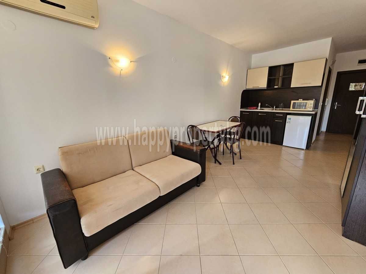 Продава се Едностаен апартамент в к.к. Слънчев бряг - 43 кв.м за 977 €/кв.м - Снимка #4