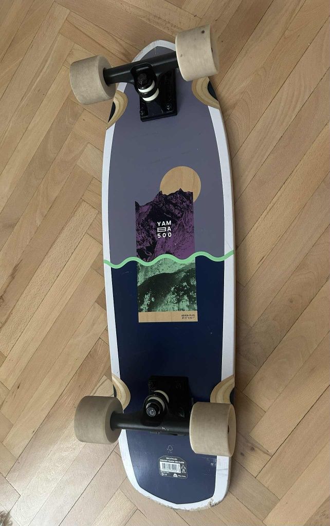 Vând skateboard (2 buc)