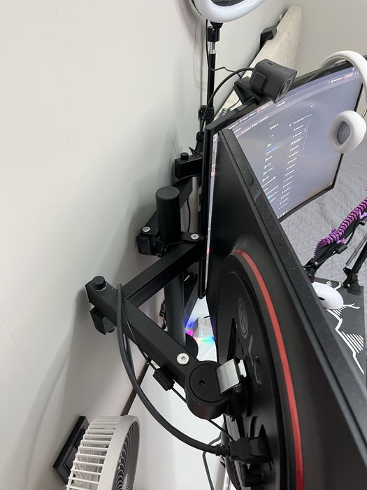 Кронштейн на 2 монитора