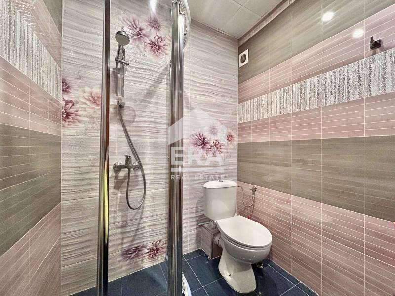 Дава се под наем Тристаен апартамент в София, Център - 102 кв.м за 900 € - Снимка #5