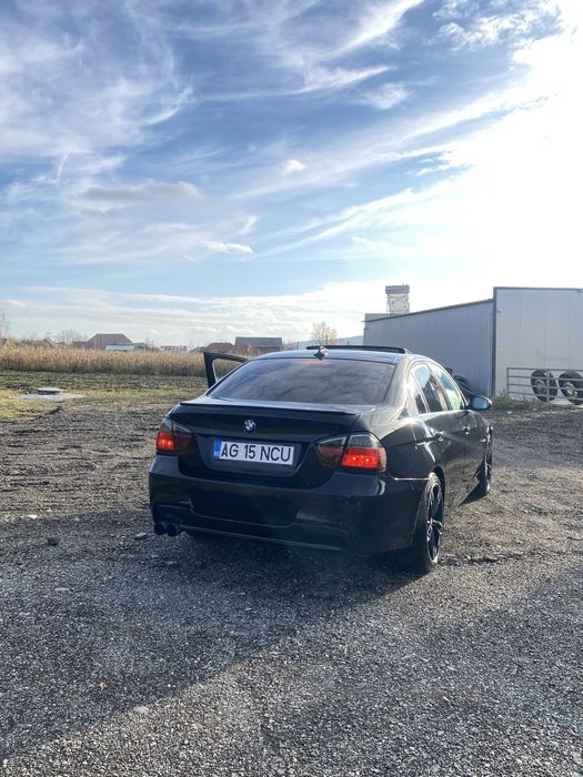 Vând Bmw e90 nfl