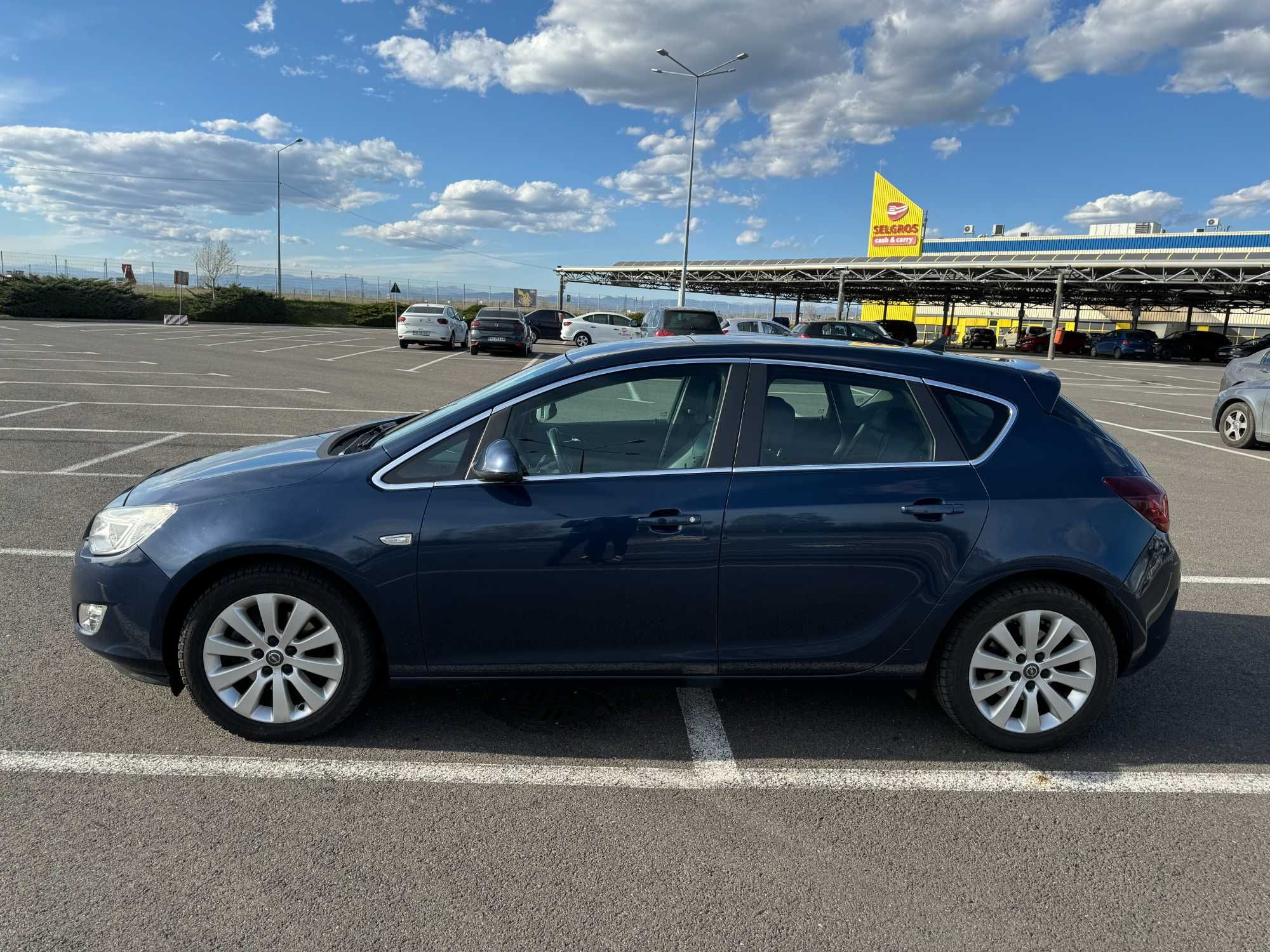 Opel Astra J 1.7 CDTI Sports Tourer