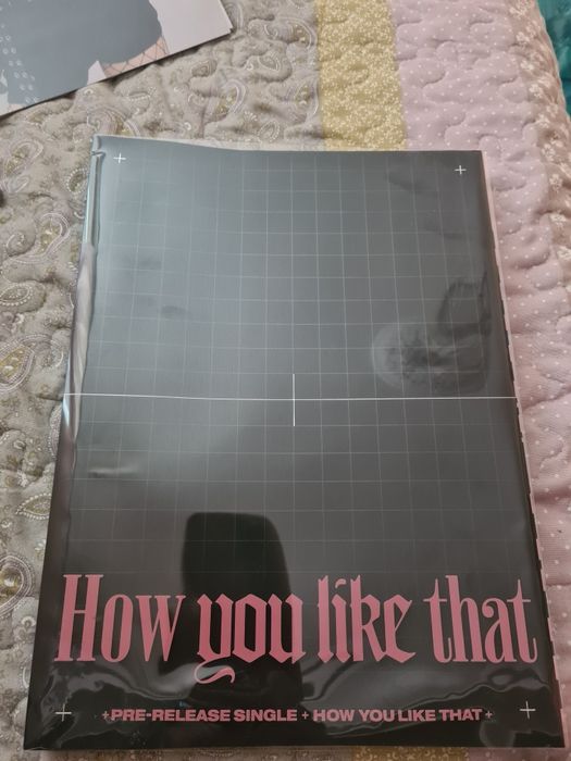 Blackpink - албуми, книги, картички, значки