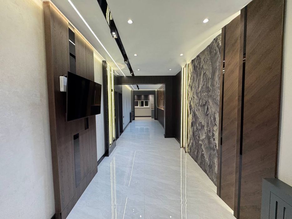 Чорсу 90м2 Нежилое / Самарканд дарвоза продам офис