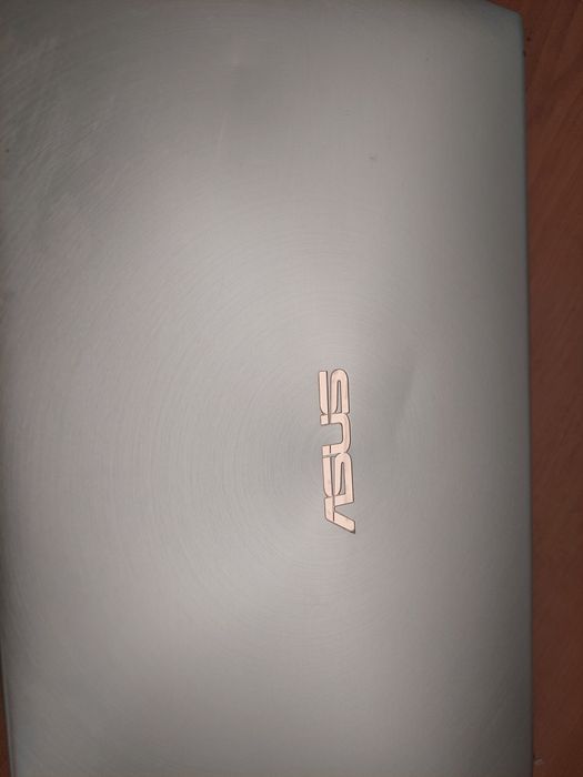 Laptop ASUS ZenBook Core i7, 16GB RAM, 512GB, GTX1650, Windows 10 PRO