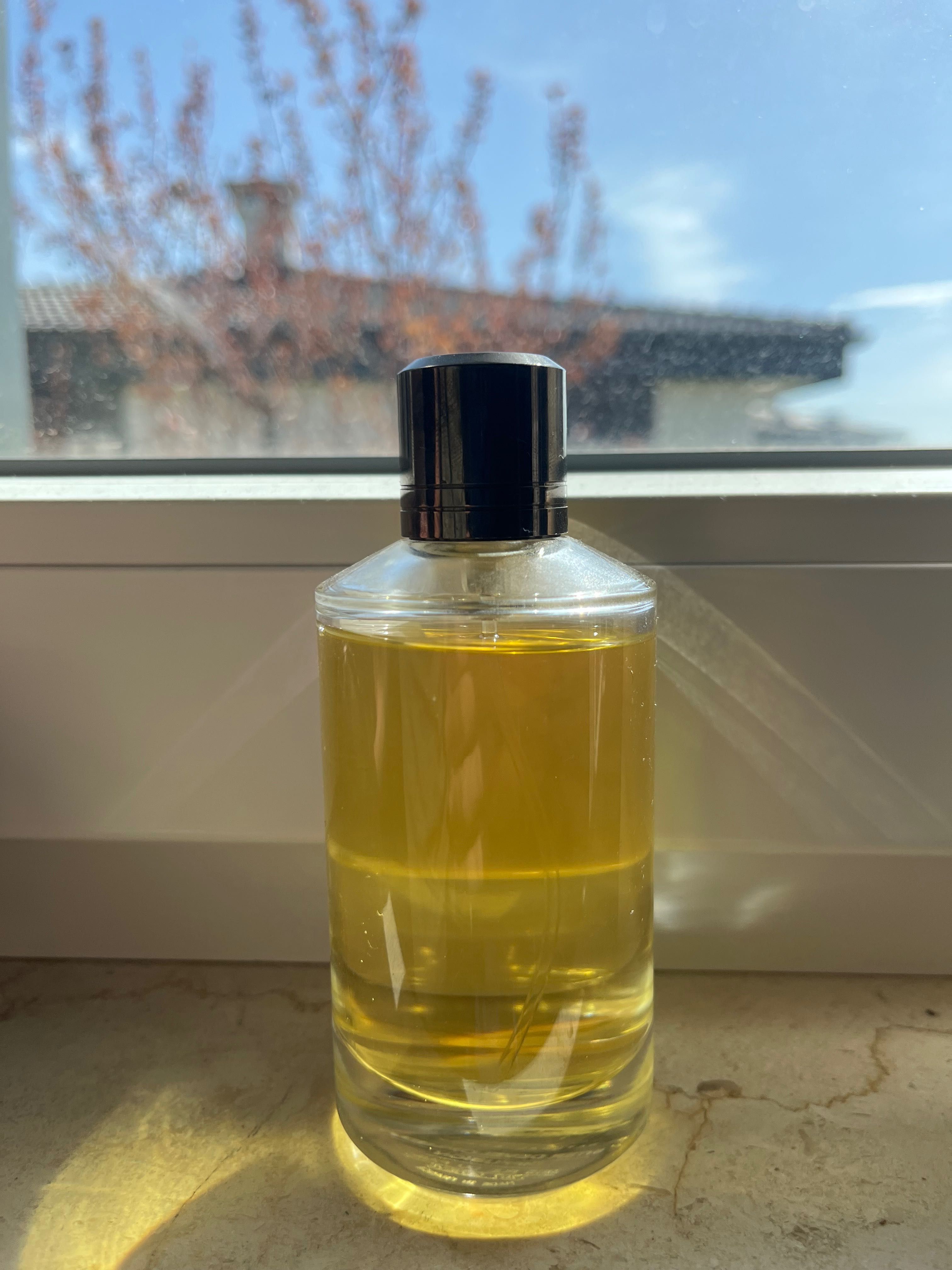 Mancera Cedrat Boise 120ml
Eau De Parfum