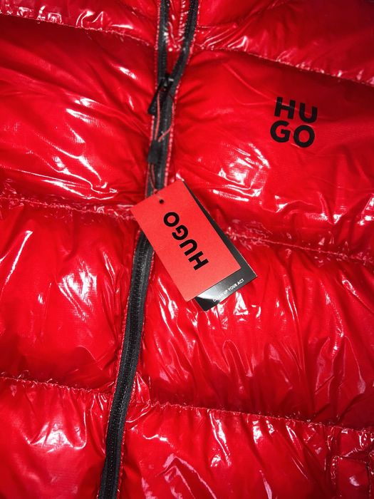 Geaca Hugo Boss ,noua cu eticheta